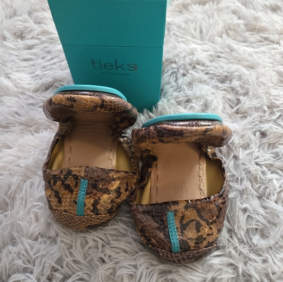 Tieks Mocha Snake Slippers with Teal Soles - Picture 3 of 6